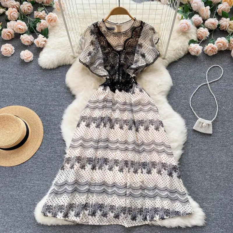WEIHAOBANG 2022 Summer Women New Printed Lace Stitched Round Neck Short Sleeve Loose Dress Casual Medium Long A-line Skirt
WEIHAOBANG 2022 Summer Women New Printed Lace Stitched Round Neck Short Sleeve Loose Dress Casual Medium Long A-line Skirt