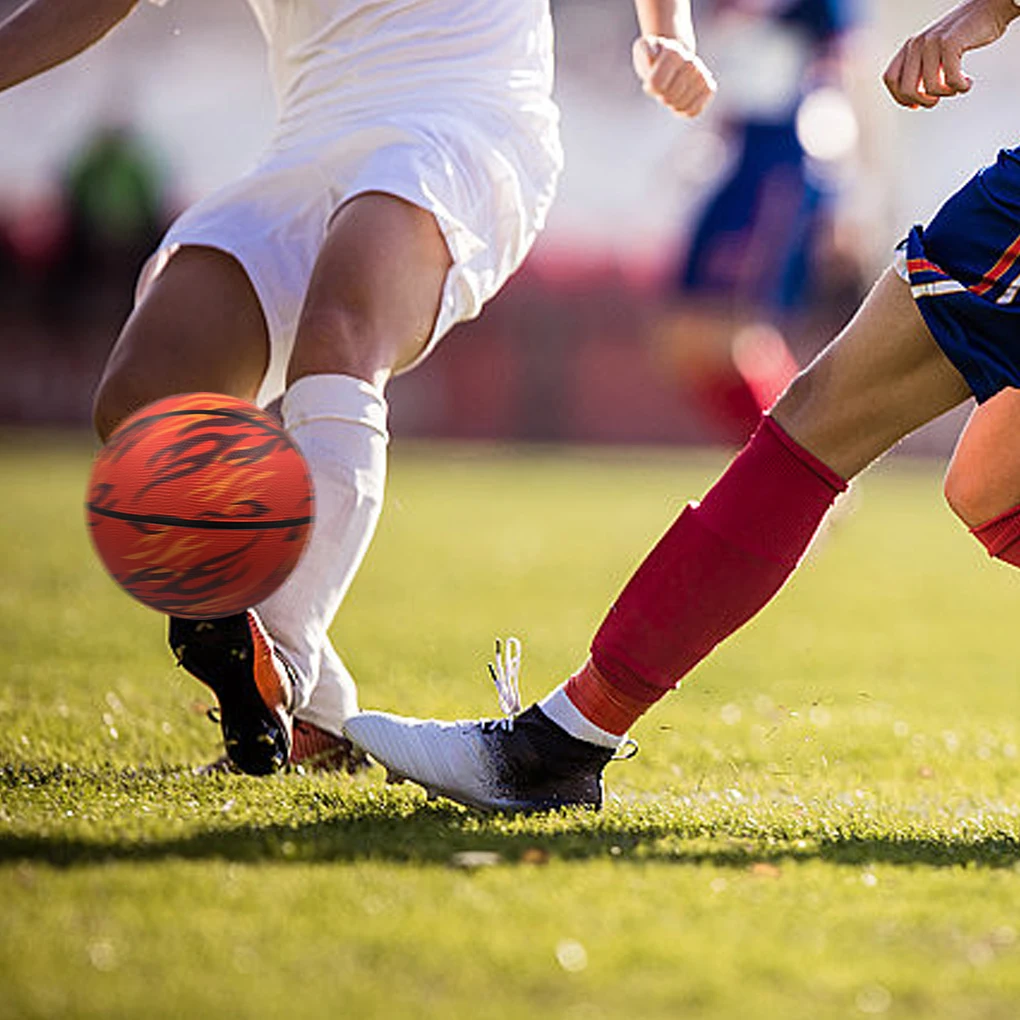 Баскетбольный мяч Szie5 7 высокого качества для детей и мужчин, резиновый мяч из искусственной кожи для улицы и помещений, подходит для тренировок, командных спортивных команд, для детей и взрослых
Баскетбольный мяч Szie5 7 высокого качества для детей и мужчин, резиновый мяч из искусственной кожи для улицы и помещений, подходит для тренировок, командных спортивных команд, для детей и взрослых