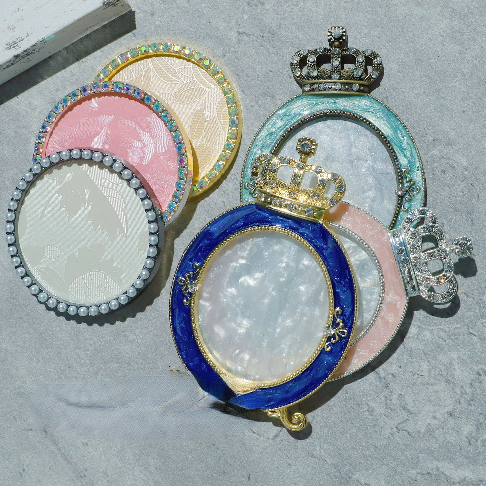 Crown Pearl City frame palette vintage flower nail plate display board tool manicure nail art practice display stand
Crown Pearl City frame palette vintage flower nail plate display board tool manicure nail art practice display stand