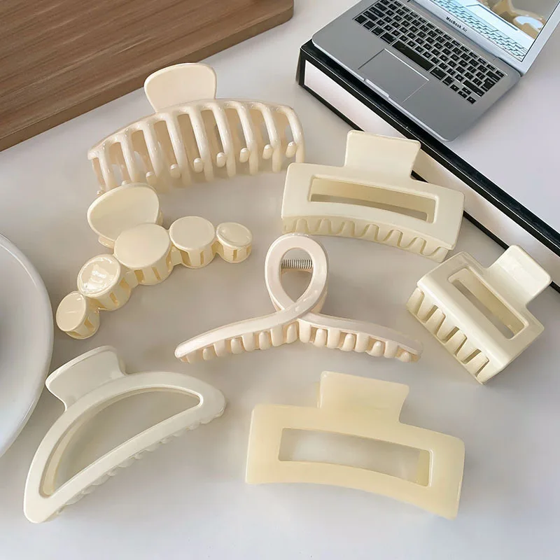 Headdress Trendy Women's Fashion Claw Clip Milk White Acrylic Big Hair Claw Korean Girl Clip Hair Clip Hair Accessories
Headdress Trendy Women's Fashion Claw Clip Milk White Acrylic Big Hair Claw Korean Girl Clip Hair Clip Hair Accessories