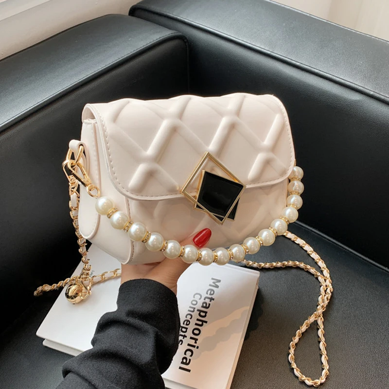 Summer Female Bag Pu Leather Mini Luxury Designer Handbag Pearl Crossbody Bags for Women Chain Fashion Bolsas Women's 2022 Trend
Summer Female Bag Pu Leather Mini Luxury Designer Handbag Pearl Crossbody Bags for Women Chain Fashion Bolsas Women's 2022 Trend