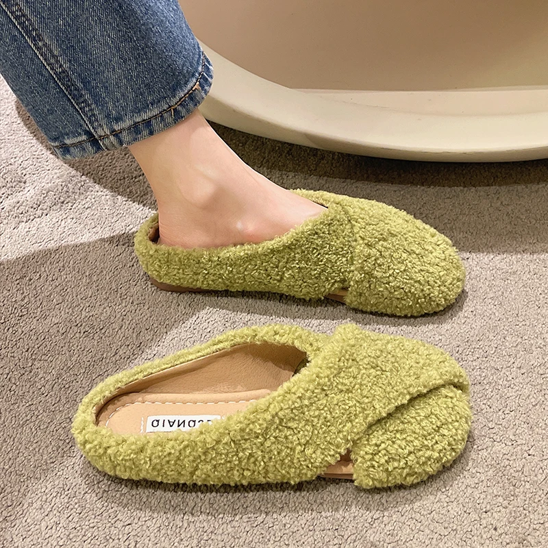 Шлепанцы женские на плоской подошве, роскошные меховые сандалии с открытым носком, лоферы средней длины из флока, дизайнерские плюшевые, 2023
Шлепанцы женские на плоской подошве, роскошные меховые сандалии с открытым носком, лоферы средней длины из флока, дизайнерские плюшевые, 2023