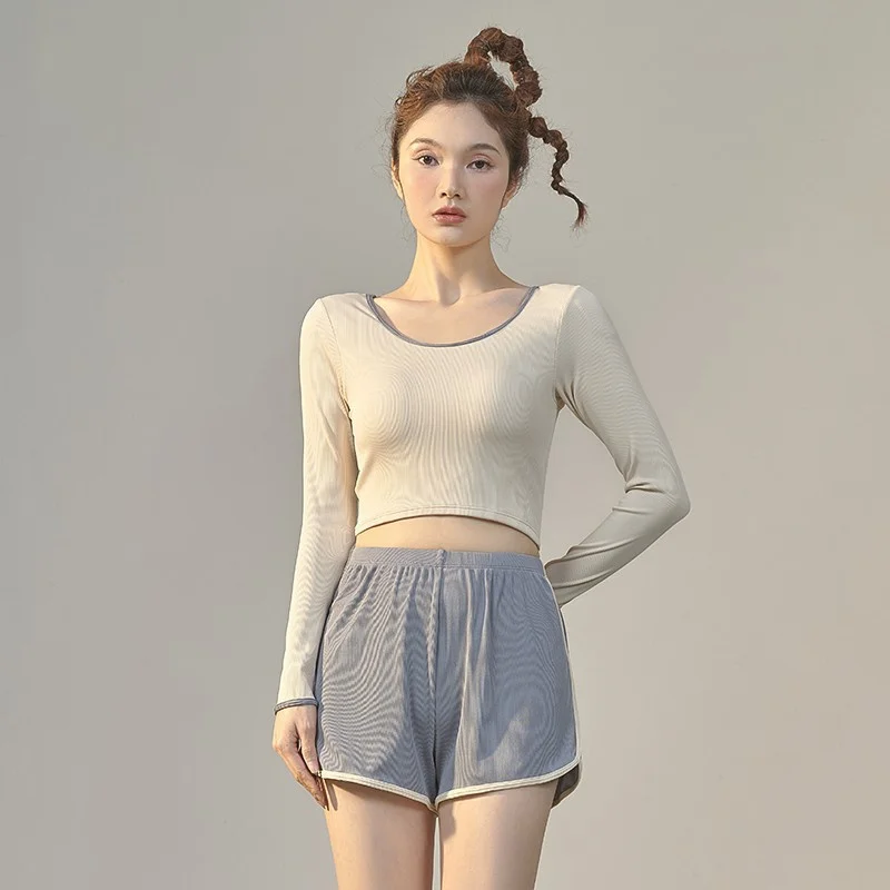 2023 New Plain Two Piece Swimsuit Female Summer Long Sleeve High Waist Swimwear Vintage Bathing Suit Women Swimming Beachwear
2023 New Plain Two Piece Swimsuit Female Summer Long Sleeve High Waist Swimwear Vintage Bathing Suit Women Swimming Beachwear