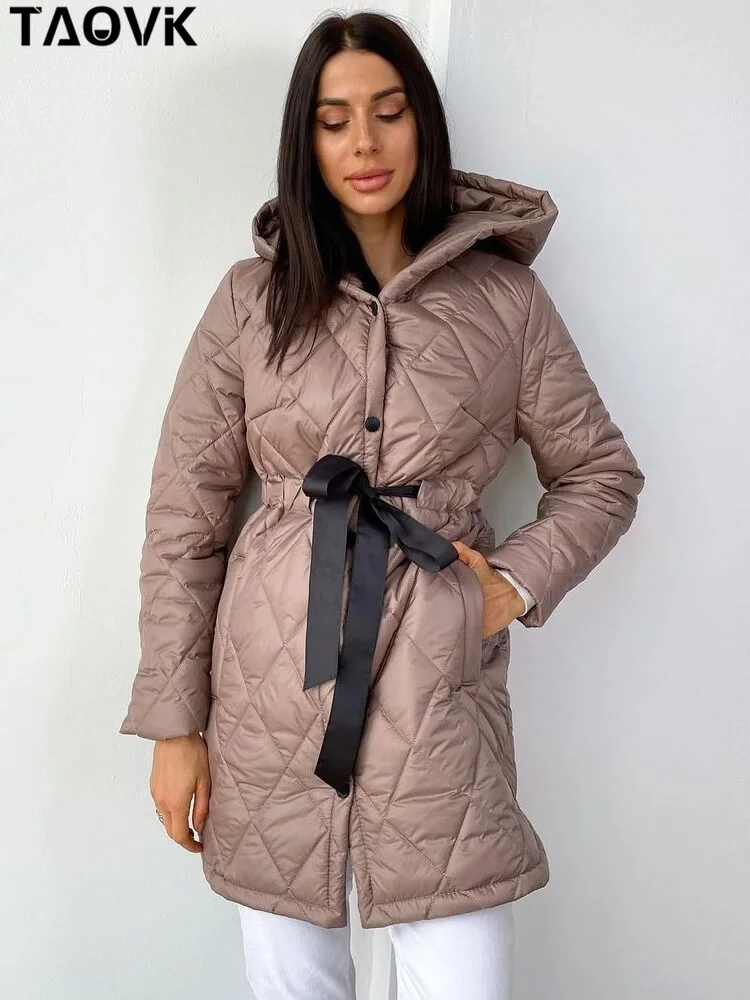 TAOVK New Short Winter Parkas Women Warm Down Cotton Diamond Jacket Female Outwear Lace-up Hood Cotton-padded Coat
TAOVK New Short Winter Parkas Women Warm Down Cotton Diamond Jacket Female Outwear Lace-up Hood Cotton-padded Coat