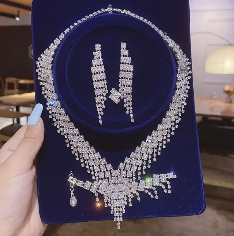 ANGLANG Luxury Gemstone Jewelry Sets AAA Zircon Silver Dangle Earrrings Necklace Ring Sets for Women Bridal Wedding Party Gift
ANGLANG Luxury Gemstone Jewelry Sets AAA Zircon Silver Dangle Earrrings Necklace Ring Sets for Women Bridal Wedding Party Gift