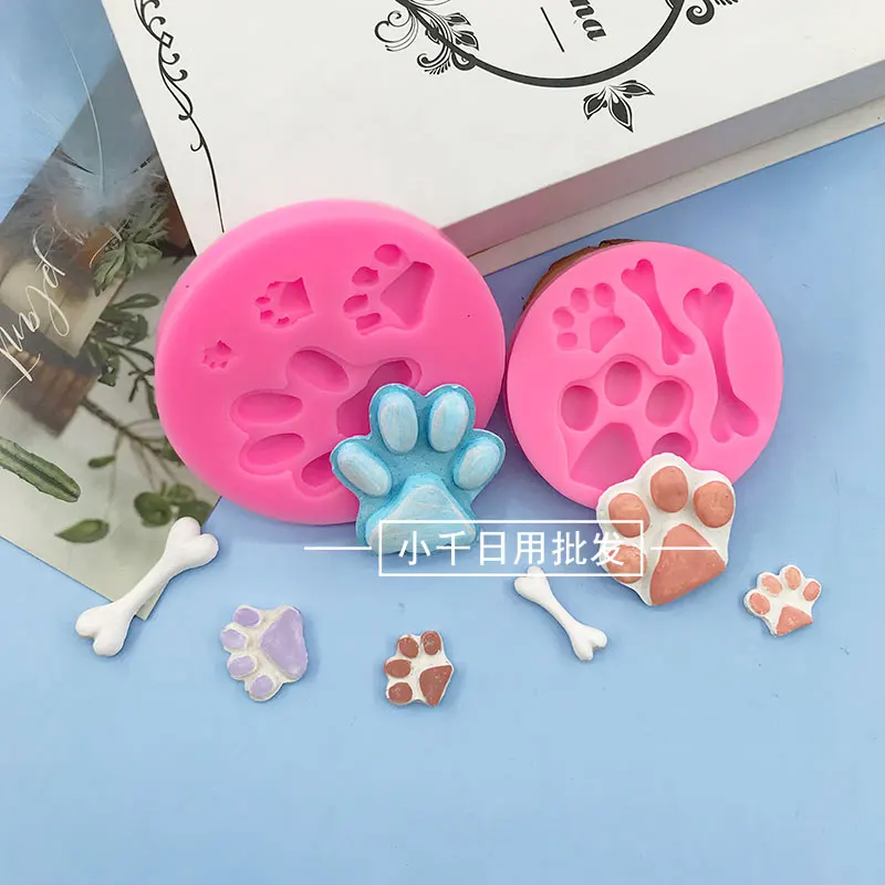 Dog Foot Bone Shape Cake Mold Silicone 3D Chocolate Fondant Mold Cake Decoration DIY Paw Shaped Baking Mould
Dog Foot Bone Shape Cake Mold Silicone 3D Chocolate Fondant Mold Cake Decoration DIY Paw Shaped Baking Mould