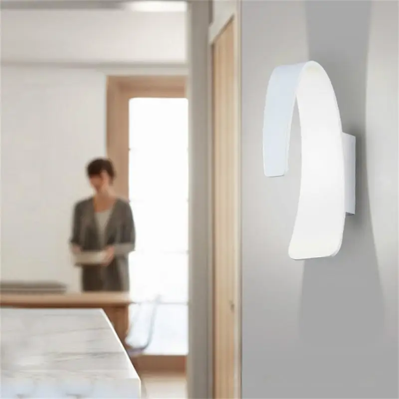 New Led Wall Lamp Creative Living Room Balcony Corridor Creative Simple Modern COB Light Bedroom Bedside Decoration Wall Lamp
New Led Wall Lamp Creative Living Room Balcony Corridor Creative Simple Modern COB Light Bedroom Bedside Decoration Wall Lamp