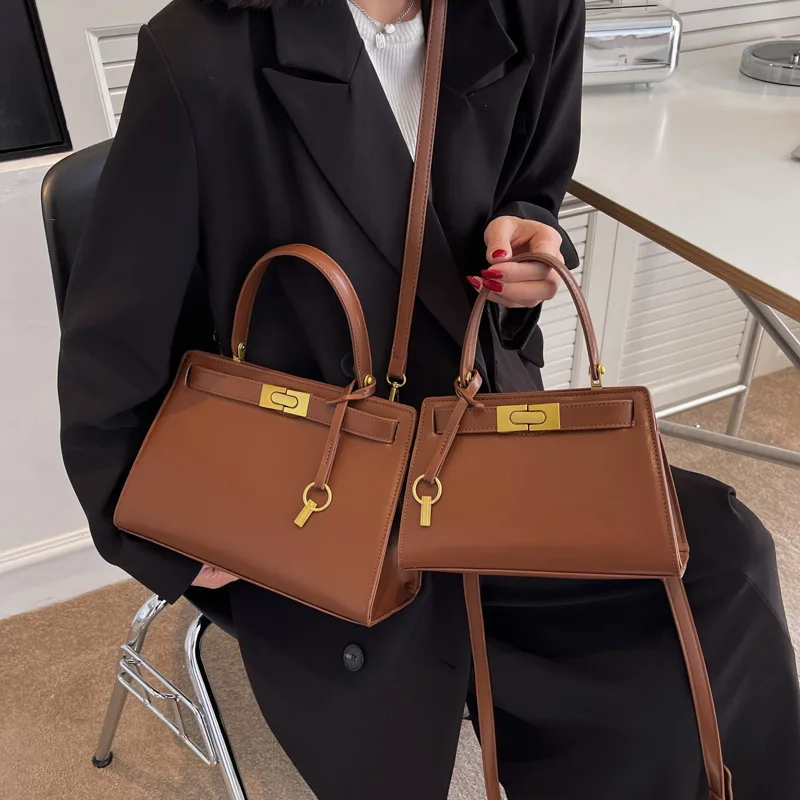 Vintage Classic Shoulder Bags For Woman Luxury Design Brand Solid Quality Pu Leather Large Capacity Handbag Casual Crossbody Bag
Vintage Classic Shoulder Bags For Woman Luxury Design Brand Solid Quality Pu Leather Large Capacity Handbag Casual Crossbody Bag