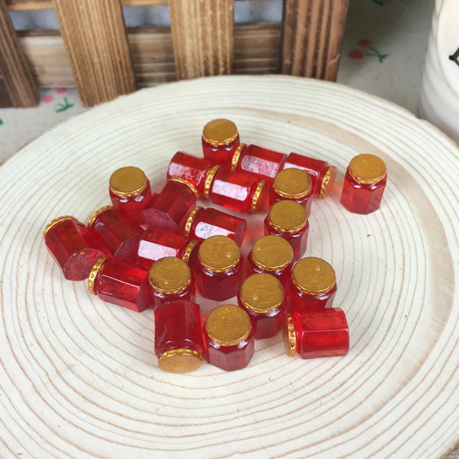 Kawaii Flatback DIY Miniature Red Color Bottle Resin Cabochons Flat Back Embellishment Decoration Craft Making:10*12mm
Kawaii Flatback DIY Miniature Red Color Bottle Resin Cabochons Flat Back Embellishment Decoration Craft Making:10*12mm
