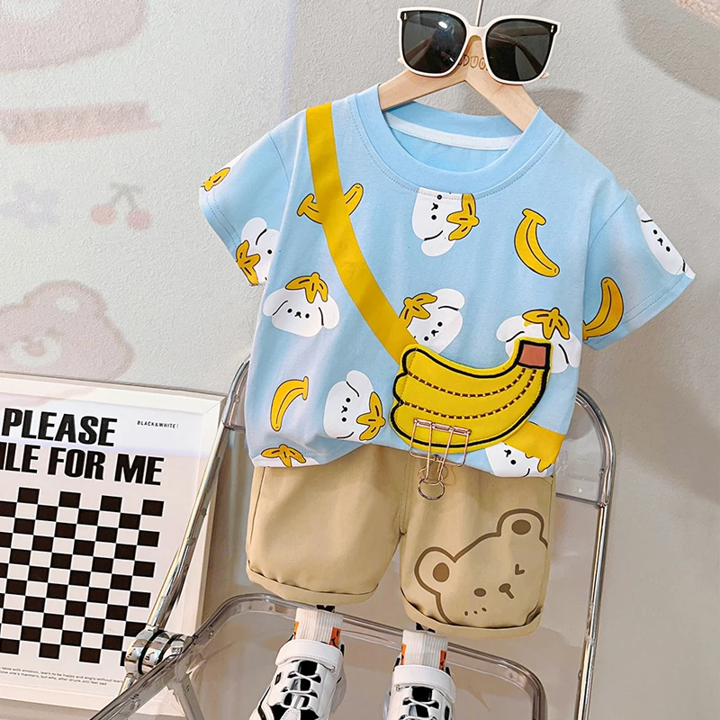 Летний комплект для маленьких мальчиков и девочек с коротким рукавом, новинка 2023, модные шорты с рисунком из мультяшной сумки для малышей, комплект из 2 предметов
Летний комплект для маленьких мальчиков и девочек с коротким рукавом, новинка 2023, модные шорты с рисунком из мультяшной сумки для малышей, комплект из 2 предметов