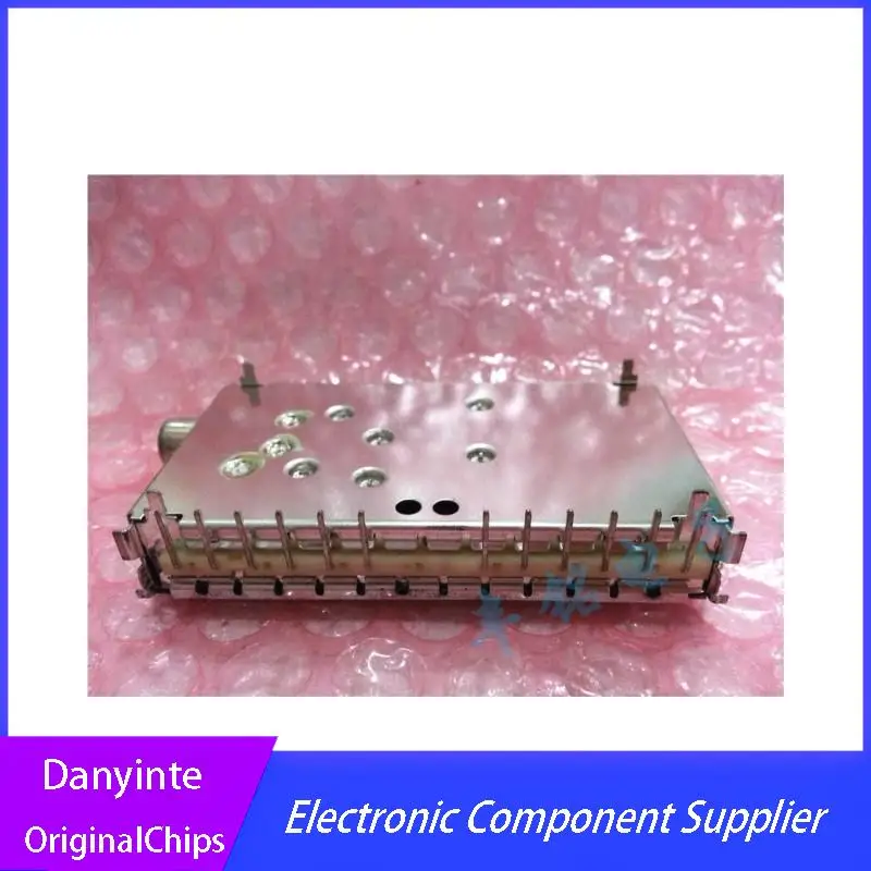 1 шт FQ1216ME/PH-3/IH-5/IH тюнер 
1 шт FQ1216ME/PH-3/IH-5/IH тюнер