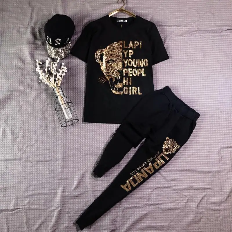 Oversized Western Style Suit Female Summer Rhinestone Heavy Industry Casual Women's Clothing Loose Couples Two-Piece Suit y2k
Oversized Western Style Suit Female Summer Rhinestone Heavy Industry Casual Women's Clothing Loose Couples Two-Piece Suit y2k