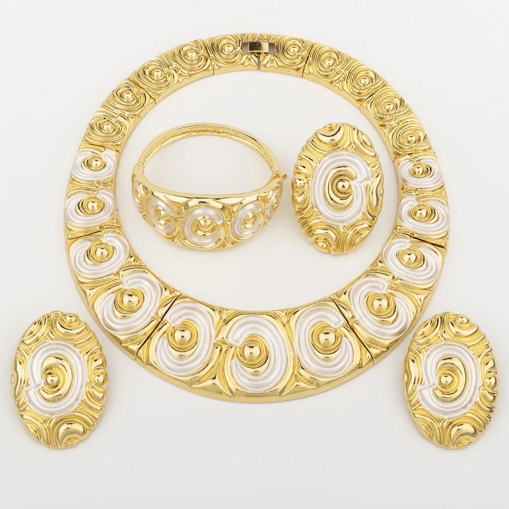 Luxury Dubai Gold Color Jewelry Set African Bridal Wedding Gift Party For Women Copper Necklace Earrings Bracelet Rings Jewelry
Luxury Dubai Gold Color Jewelry Set African Bridal Wedding Gift Party For Women Copper Necklace Earrings Bracelet Rings Jewelry