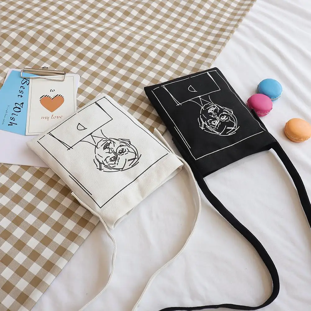 New Fashion Handbags Classic Delicate Canvas Women Shoulder Messenger Bag Cartoon Print Large Capacity Casual Handbag
New Fashion Handbags Classic Delicate Canvas Women Shoulder Messenger Bag Cartoon Print Large Capacity Casual Handbag
