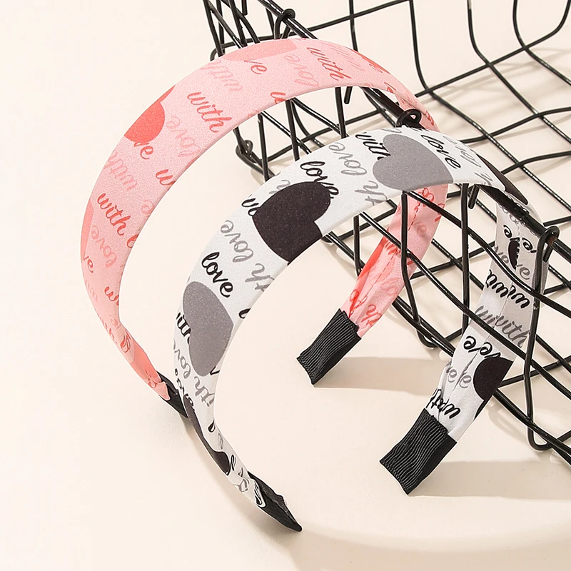 New Print Wide Headbands Heart Letter Print Hairbands Bezel Hair Hoops Head Wrap Ladies Headwear Hair Accessories for Women
New Print Wide Headbands Heart Letter Print Hairbands Bezel Hair Hoops Head Wrap Ladies Headwear Hair Accessories for Women