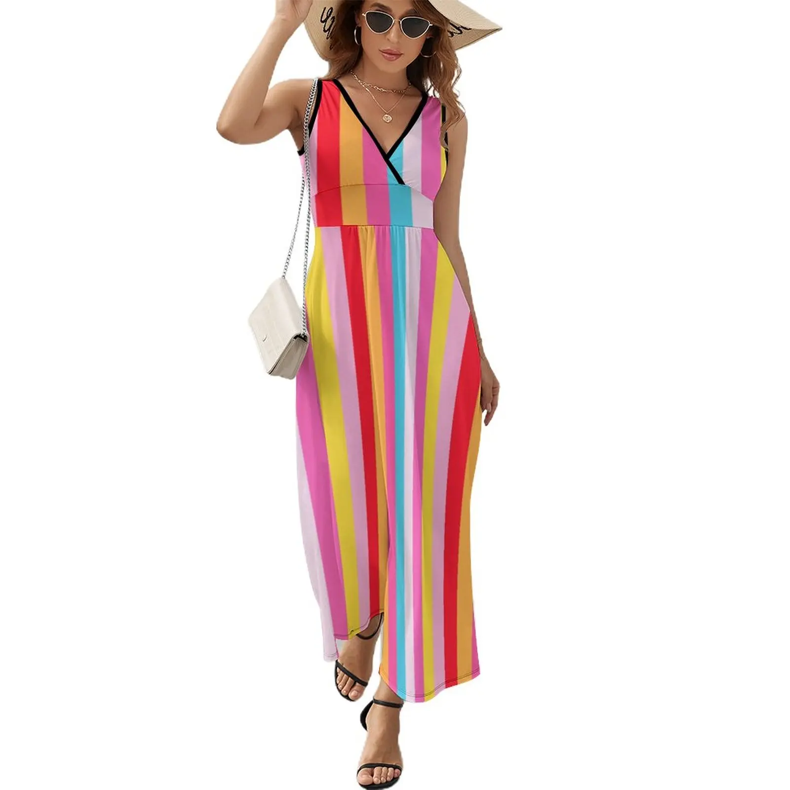 Платье-макси в полоску, с V-образным вырезом и высокой талией
Платье-макси в полоску, с V-образным вырезом и высокой талией