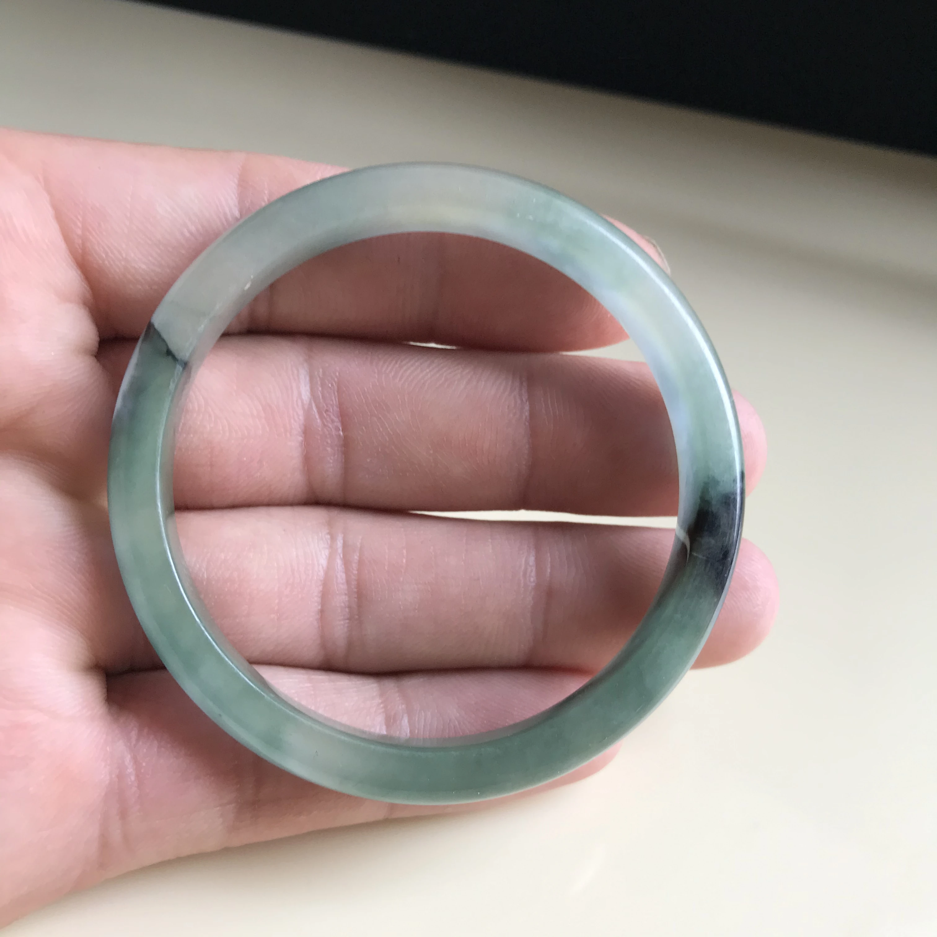 Burma 100%Genuine High-end Jadeite Bracelet Jewelry Jade Bangles For Women 56mm (With Certificate)
Burma 100%Genuine High-end Jadeite Bracelet Jewelry Jade Bangles For Women 56mm (With Certificate)