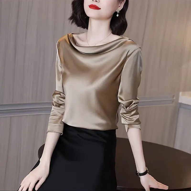 High-end satin shirt blouse female 2022 new design sensation small crisis nebit ladies shirt word shoulders long sleeve blouse
High-end satin shirt blouse female 2022 new design sensation small crisis nebit ladies shirt word shoulders long sleeve blouse