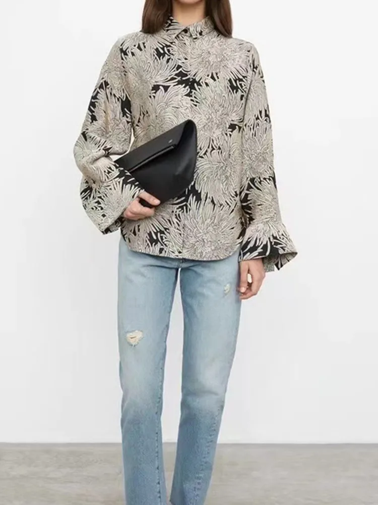 100% Silk Straight Chrysanthemum Texture Women's Shirt 2022 Spring Top Covered Buttons Long Sleeve Loose Blouses
100% Silk Straight Chrysanthemum Texture Women's Shirt 2022 Spring Top Covered Buttons Long Sleeve Loose Blouses