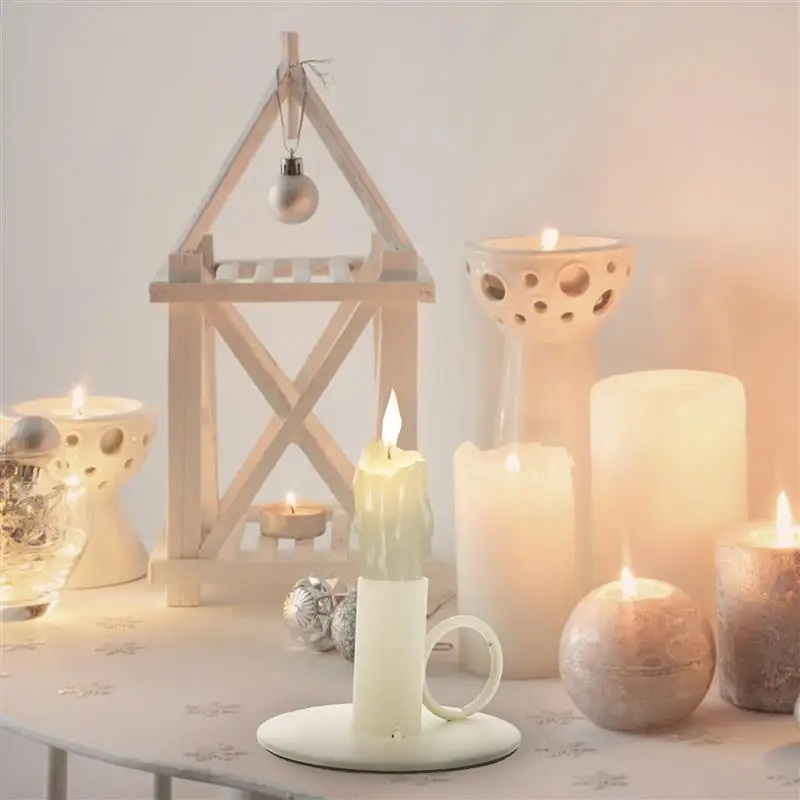 2Pcs Artistic Decorative Iron Work Candleholders Desktop Candle Stand for Home Party Decoration
2Pcs Artistic Decorative Iron Work Candleholders Desktop Candle Stand for Home Party Decoration