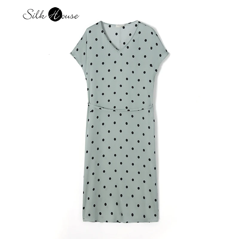 Cocoon Shaped Back Split Design Silk Classic Wave Point V-neck Short Sleeve Dress Women's Mulberry Silk Off Shoulder Lace Up
Cocoon Shaped Back Split Design Silk Classic Wave Point V-neck Short Sleeve Dress Women's Mulberry Silk Off Shoulder Lace Up