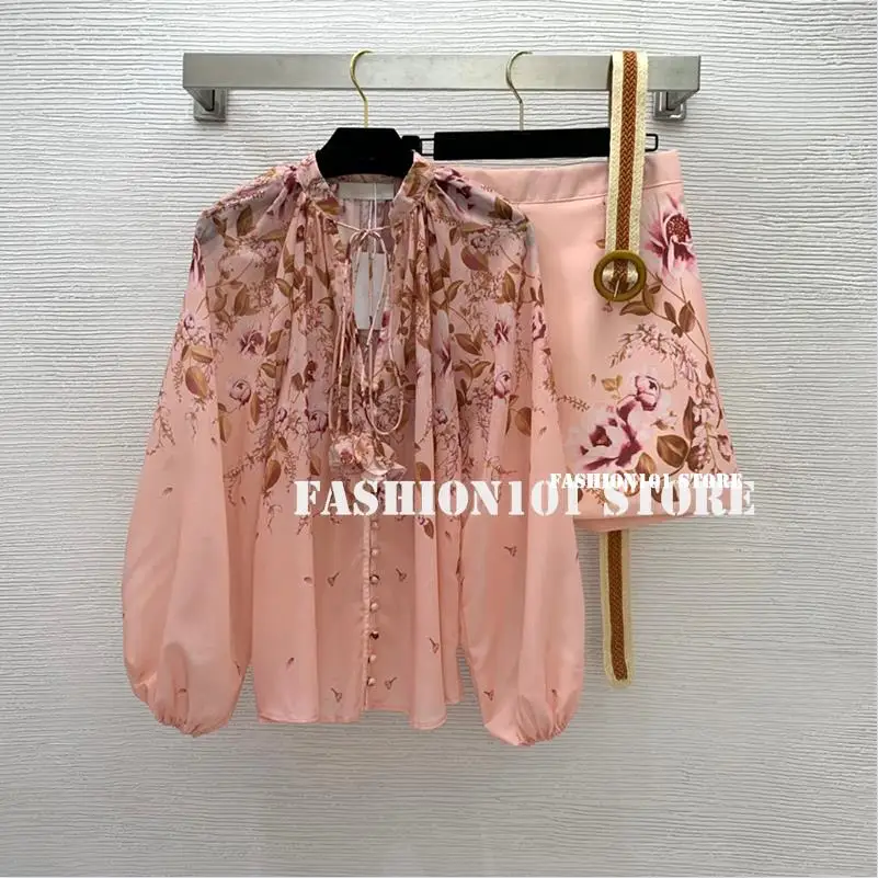 2022 Summer Branded 1:1 Floral Print Vintage Lantern Sleeve Shirt with Shorts Linen Cotton Blended Two Piece Outfits for Women
2022 Summer Branded 1:1 Floral Print Vintage Lantern Sleeve Shirt with Shorts Linen Cotton Blended Two Piece Outfits for Women