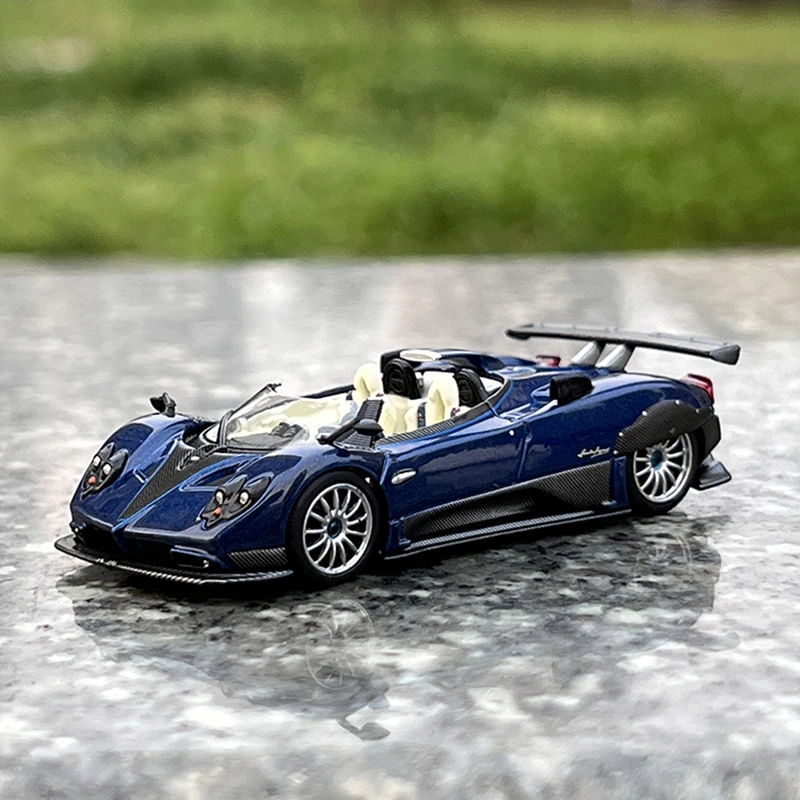Мини GT 1:64 Pagani Zonda HP Barchetta синяя Трехцветная модель автомобиля из сплава #370 LHD
Мини GT 1:64 Pagani Zonda HP Barchetta синяя Трехцветная модель автомобиля из сплава #370 LHD