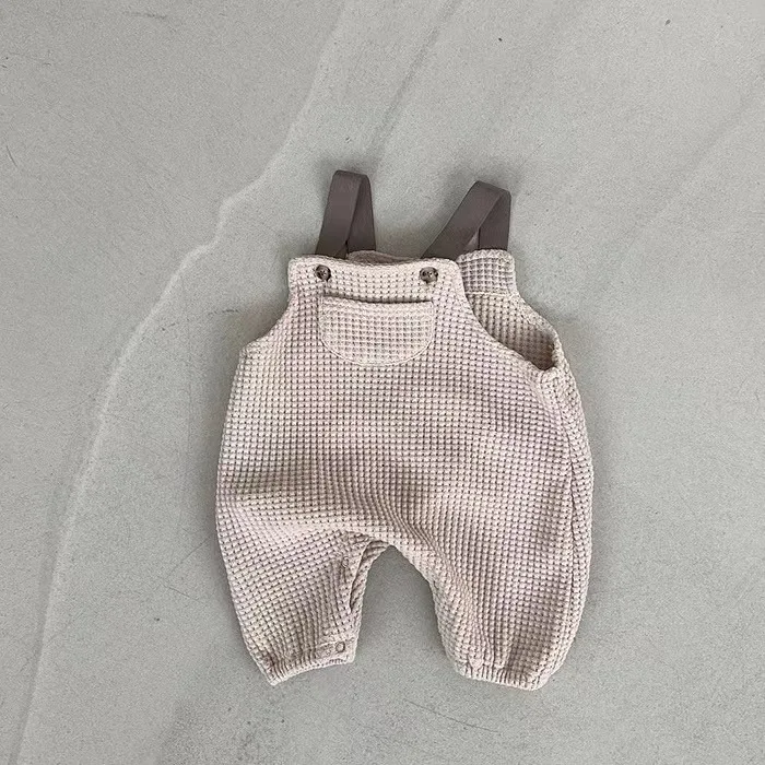 Autumn Newborn Infant Solid Overalls Girl Toddler Simple Waffle Suspenders Jumpsuit Boy Baby Pocket Loose Pants Toddler Trousers
Autumn Newborn Infant Solid Overalls Girl Toddler Simple Waffle Suspenders Jumpsuit Boy Baby Pocket Loose Pants Toddler Trousers