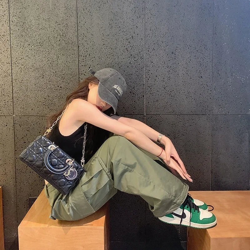 High Street Retro Pocket Cargo Pants Women Army Green Loose High Waist Drawstring Sweatpants American Casual Y2K Woman Pants
High Street Retro Pocket Cargo Pants Women Army Green Loose High Waist Drawstring Sweatpants American Casual Y2K Woman Pants
