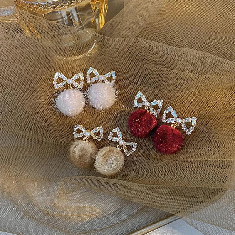 Christmas Wine Red Velvet Bow Sweet Earrings Temperament Cute Girl Chinese Style Earrings Cheap And Affordable Free Shipping
Christmas Wine Red Velvet Bow Sweet Earrings Temperament Cute Girl Chinese Style Earrings Cheap And Affordable Free Shipping