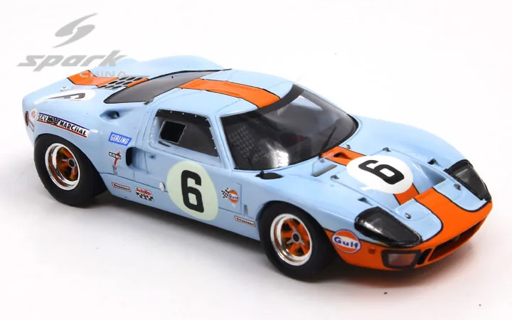 Spark 1/43 1969 Ford GT40 Collection of die-cast alloy car decoration model toys
Spark 1/43 1969 Ford GT40 Collection of die-cast alloy car decoration model toys