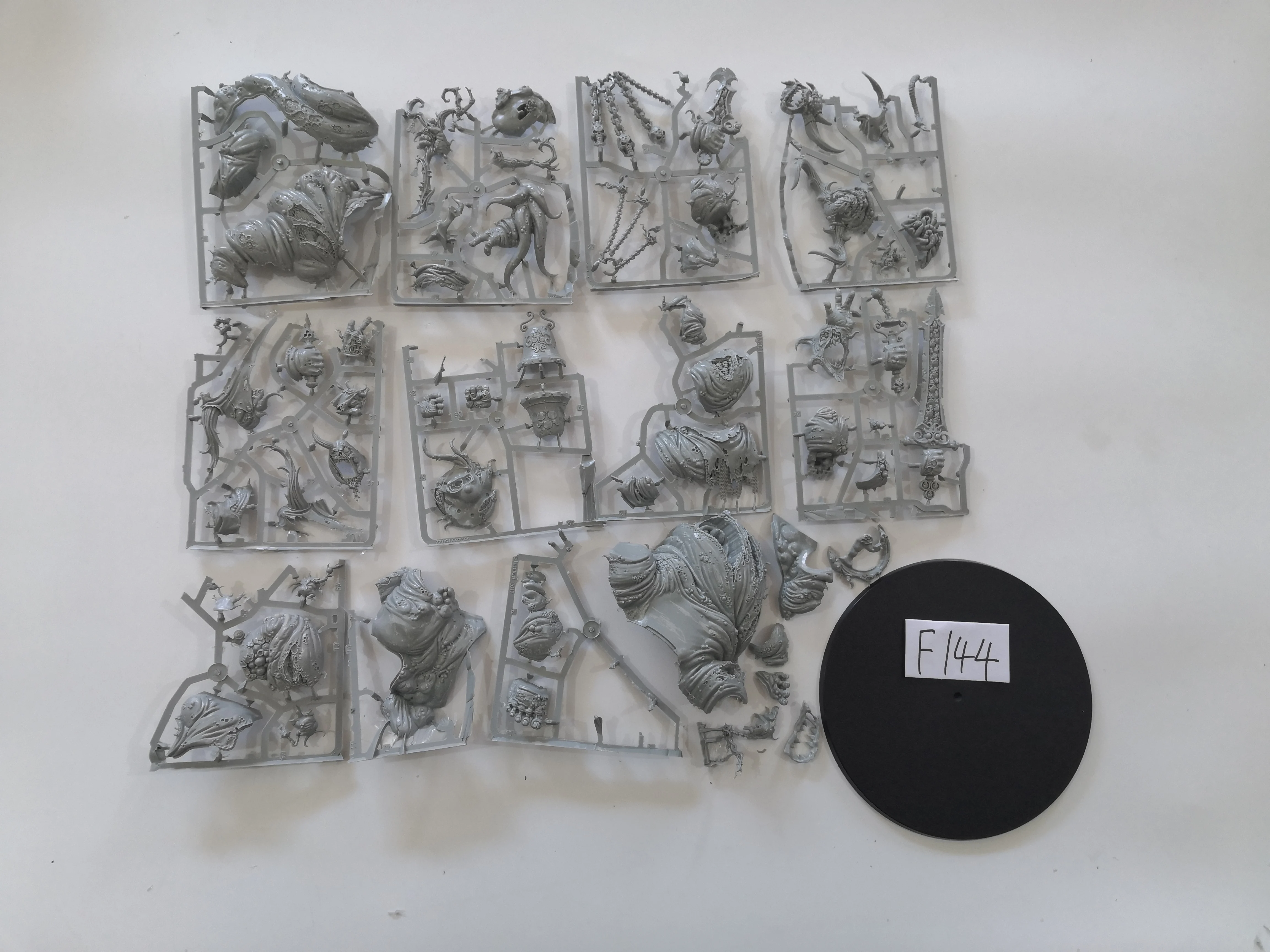 Unclean Unpainted Resin Model F144 Garage kit Gaming Miniatures Board Game Wargames Garage Kit
Unclean Unpainted Resin Model F144 Garage kit Gaming Miniatures Board Game Wargames Garage Kit