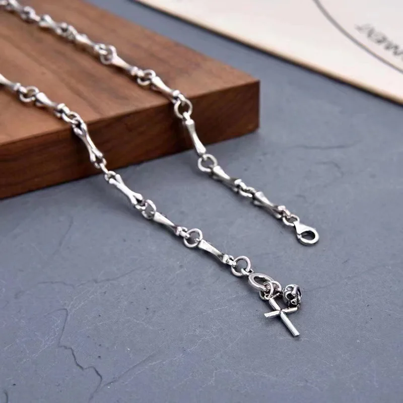Wholesale fashion Thai silver chains S925 pure silver United States punk contracted small bone necklace men sweater chain chain
Wholesale fashion Thai silver chains S925 pure silver United States punk contracted small bone necklace men sweater chain chain