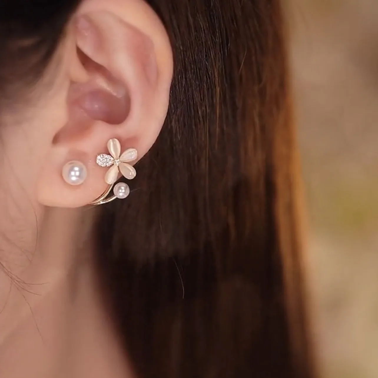 New Arrival Sweet Opal Pearl Flower 925 Silver Needle Female Stud Earrings Jewelry For Women No Allergic Christmas Gifts
New Arrival Sweet Opal Pearl Flower 925 Silver Needle Female Stud Earrings Jewelry For Women No Allergic Christmas Gifts