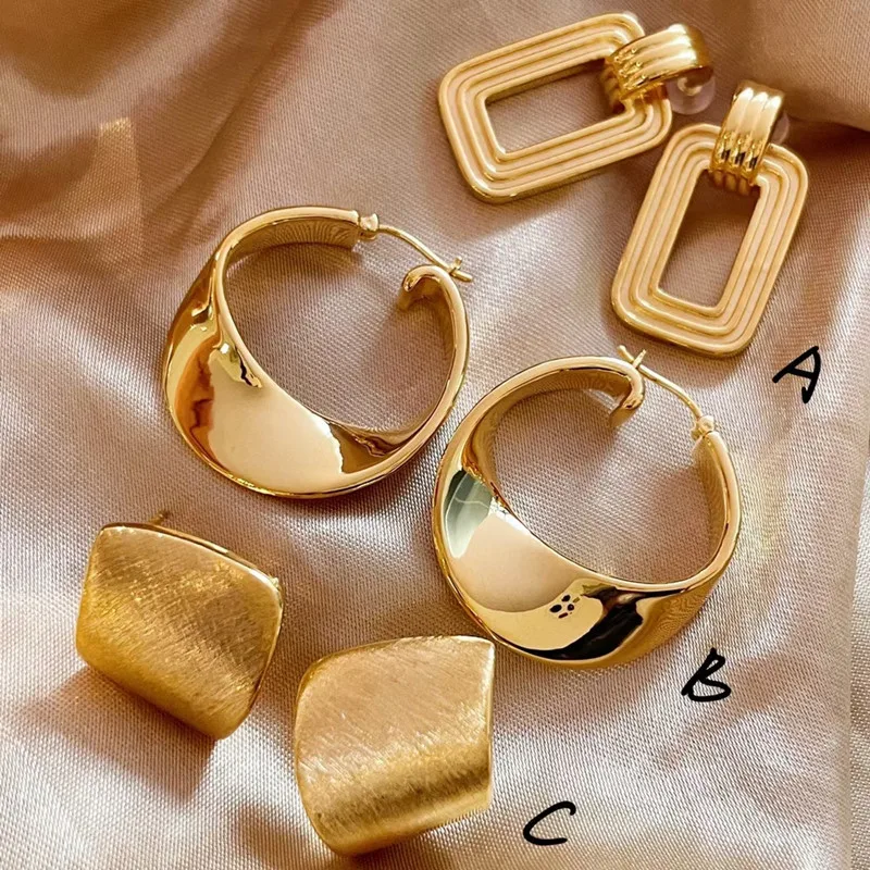 UBESTNICE Real 18K Solid Yellow Gold Fine Jewelry AU750 Geometric Square Round Gold Earrings Women Fashion Lady Daily All-match
UBESTNICE Real 18K Solid Yellow Gold Fine Jewelry AU750 Geometric Square Round Gold Earrings Women Fashion Lady Daily All-match