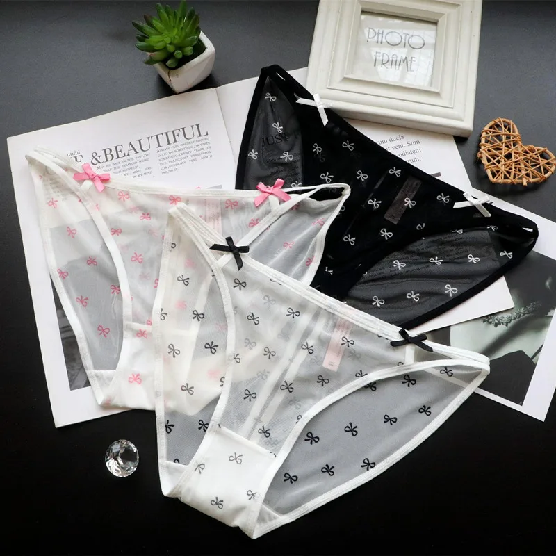 Sexy Breathable Bow Printed Mesh Lace Panties Women Low Waist Hollow Quick Dry Ladies Briefs Perspective Cute WOMEN Panties New
Sexy Breathable Bow Printed Mesh Lace Panties Women Low Waist Hollow Quick Dry Ladies Briefs Perspective Cute WOMEN Panties New