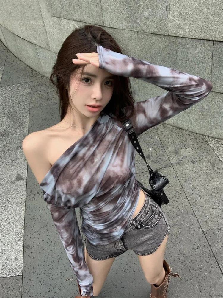 Y2k Aesthetic Fashion Slash Neck Sexy Tops Geometric Graphic Mesh T-shirts Sexy Slim Long Sleeve Off Shoulder Tshirt Streetwear
Y2k Aesthetic Fashion Slash Neck Sexy Tops Geometric Graphic Mesh T-shirts Sexy Slim Long Sleeve Off Shoulder Tshirt Streetwear