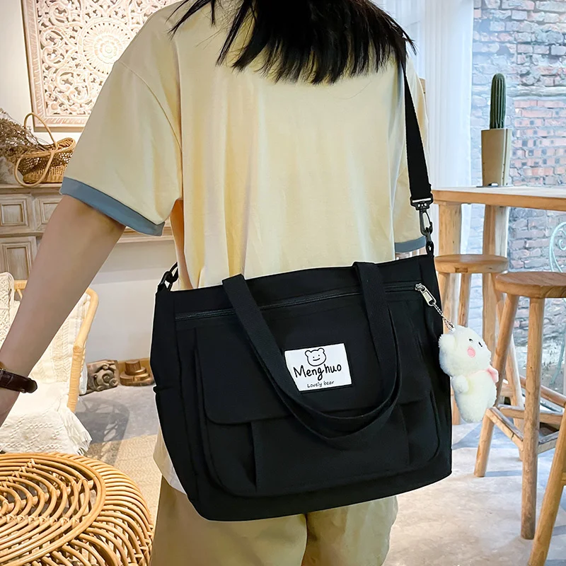 Fashion Girl Large Capacity One Shoulder Crossbody Bag Korean Nylon Waterproof Cute Schoolgirl Bookbag Kawaii Ladies Handbag New
Fashion Girl Large Capacity One Shoulder Crossbody Bag Korean Nylon Waterproof Cute Schoolgirl Bookbag Kawaii Ladies Handbag New