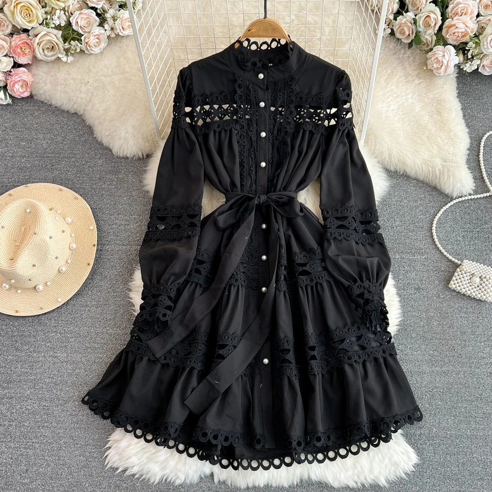 SuperAen Spring and Autumn Retro Style Seaside Holiday Long Sleeve Stand Collar Hollow Waist A Line Single-breasted Dress
SuperAen Spring and Autumn Retro Style Seaside Holiday Long Sleeve Stand Collar Hollow Waist A Line Single-breasted Dress