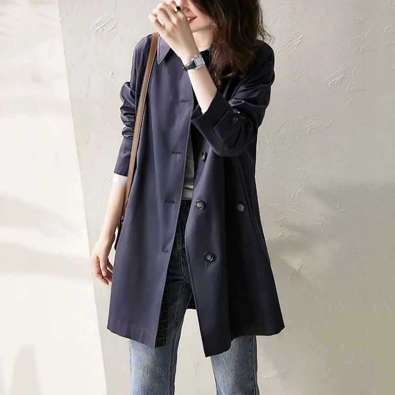 2022 Autumn Casual Women Trench Coat Solid Color Single Breasted Classic Windbreaker Korean Fashion Temperament Female Outerwear
2022 Autumn Casual Women Trench Coat Solid Color Single Breasted Classic Windbreaker Korean Fashion Temperament Female Outerwear