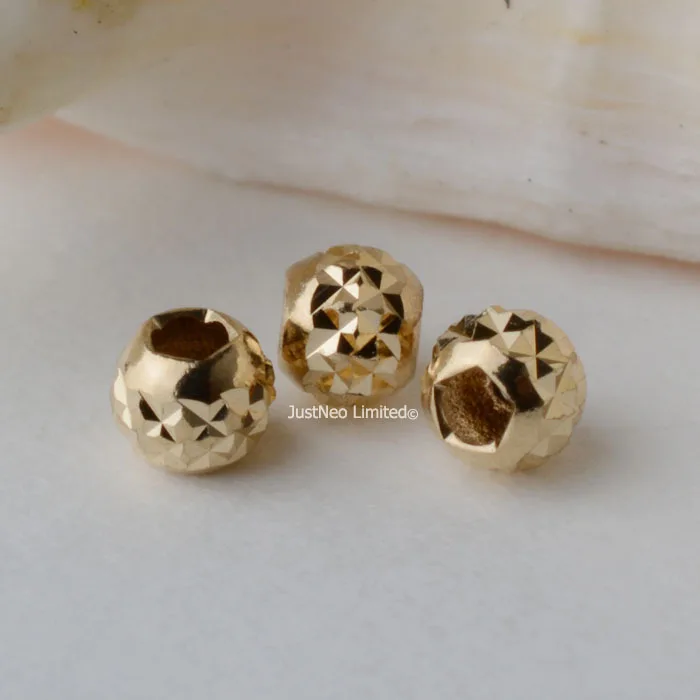 18ct gold beads,seamless pyramid carved spacers yellow AU750 golden engraved pineapple pattern faceted 3mm
18ct gold beads,seamless pyramid carved spacers yellow AU750 golden engraved pineapple pattern faceted 3mm