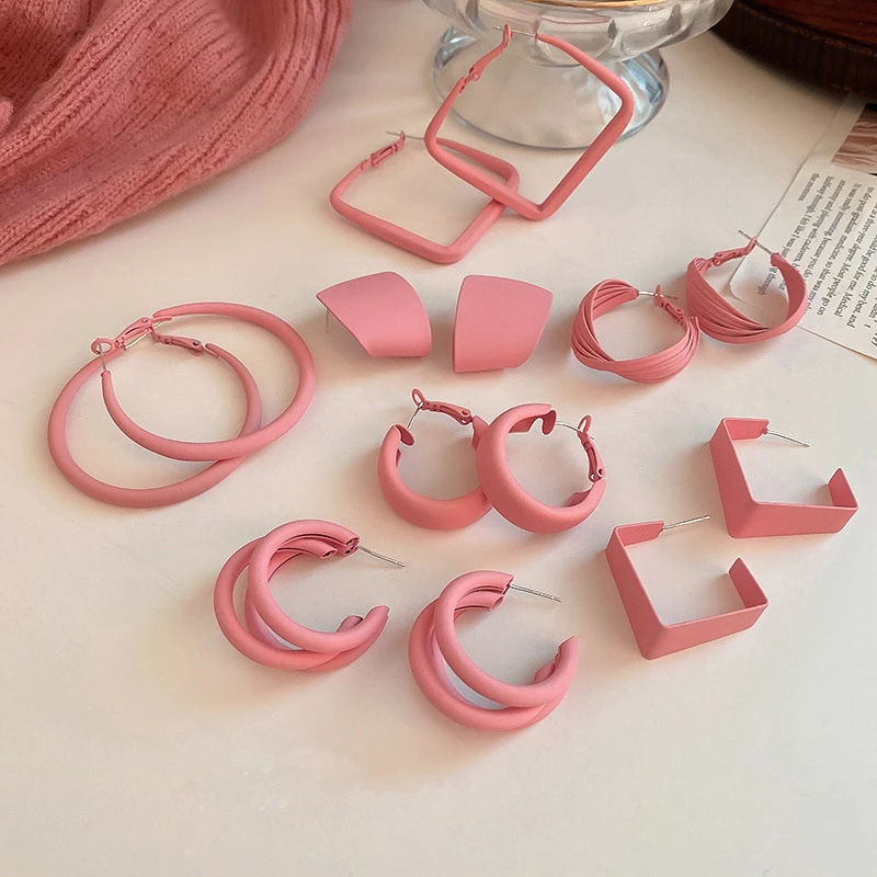 New Simple Pink Metal Irregular Geometric Circle Earrings for Women Girls Korea Fashion Loop Hoop Earrings Accessories
New Simple Pink Metal Irregular Geometric Circle Earrings for Women Girls Korea Fashion Loop Hoop Earrings Accessories