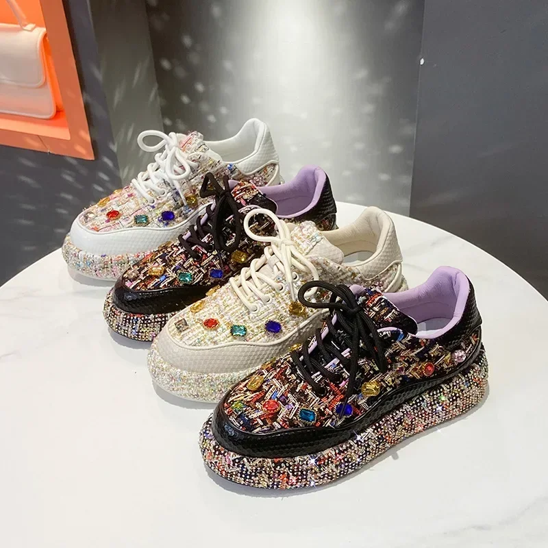 Colorful Handmade Diamond Inlaid Women Board Shoes New Fashion Versatile Rhinestone Thick Sole Sports Shoes Banquet Casual Shoes
Colorful Handmade Diamond Inlaid Women Board Shoes New Fashion Versatile Rhinestone Thick Sole Sports Shoes Banquet Casual Shoes