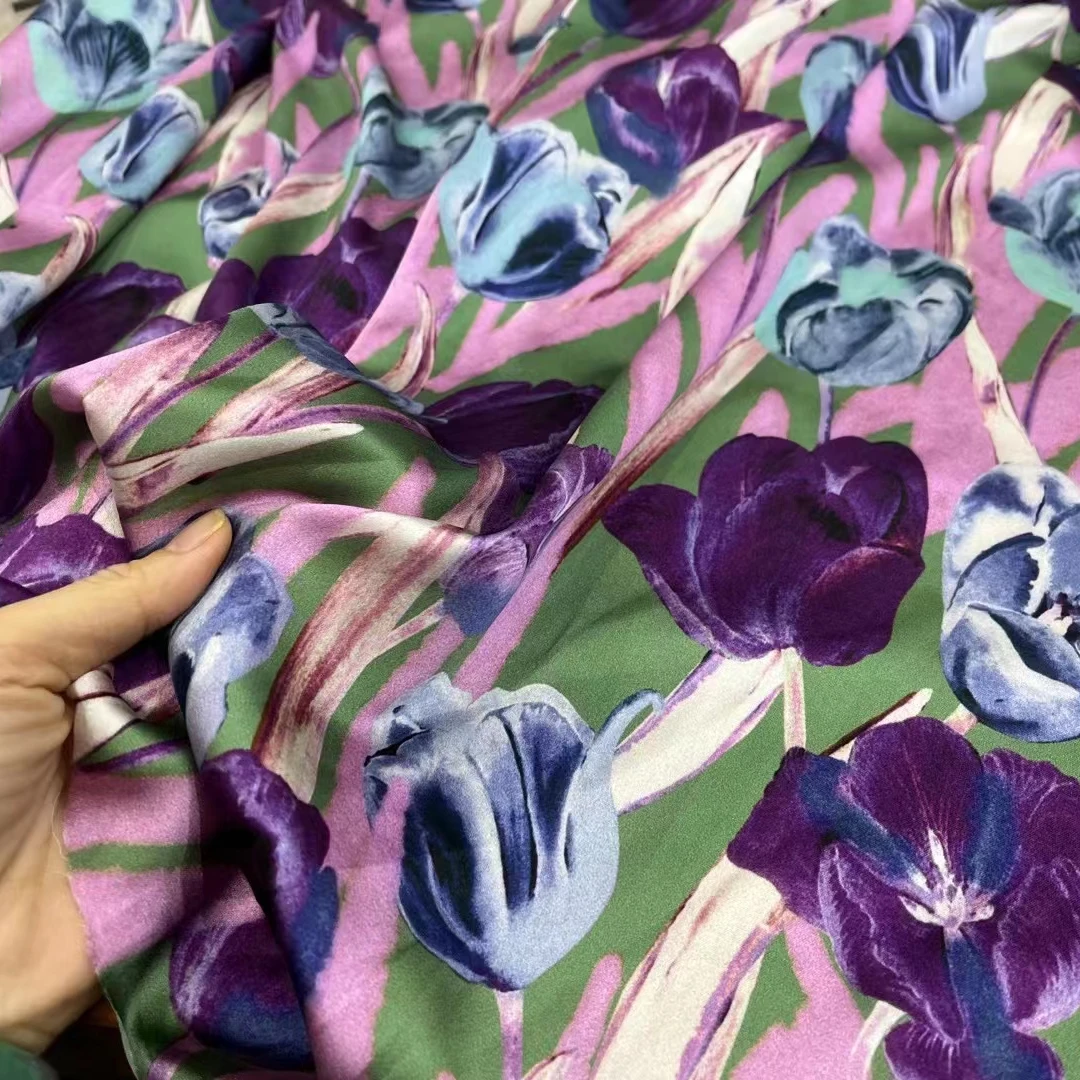 2022 Luxury Brand Tulip Print Stretch Satin High Quality 100% Polyester Fashion Fabric Cloth For Dresses Sewing By Yard
2022 Luxury Brand Tulip Print Stretch Satin High Quality 100% Polyester Fashion Fabric Cloth For Dresses Sewing By Yard