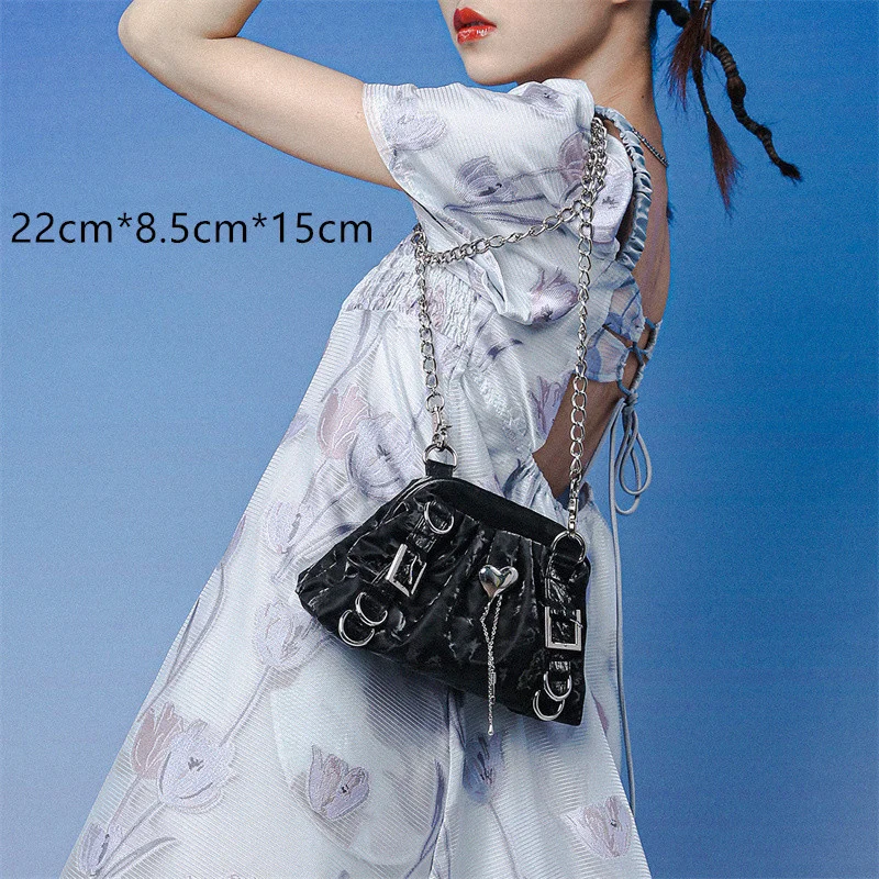Women's high quality autumn new fashion trend metal chain nylon fashion armpit Bag leisure versatile messenger bag Tote Bag
Women's high quality autumn new fashion trend metal chain nylon fashion armpit Bag leisure versatile messenger bag Tote Bag