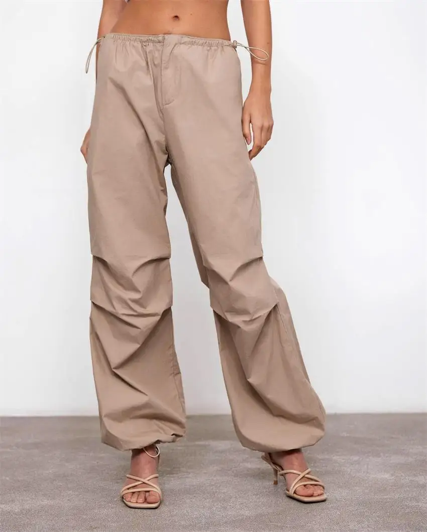 Женские парашютные брюки в готическом стиле, белые брюки-карго с карманами, спортивные штаны для бега в стиле Харадзюку, Y2K
Женские парашютные брюки в готическом стиле, белые брюки-карго с карманами, спортивные штаны для бега в стиле Харадзюку, Y2K