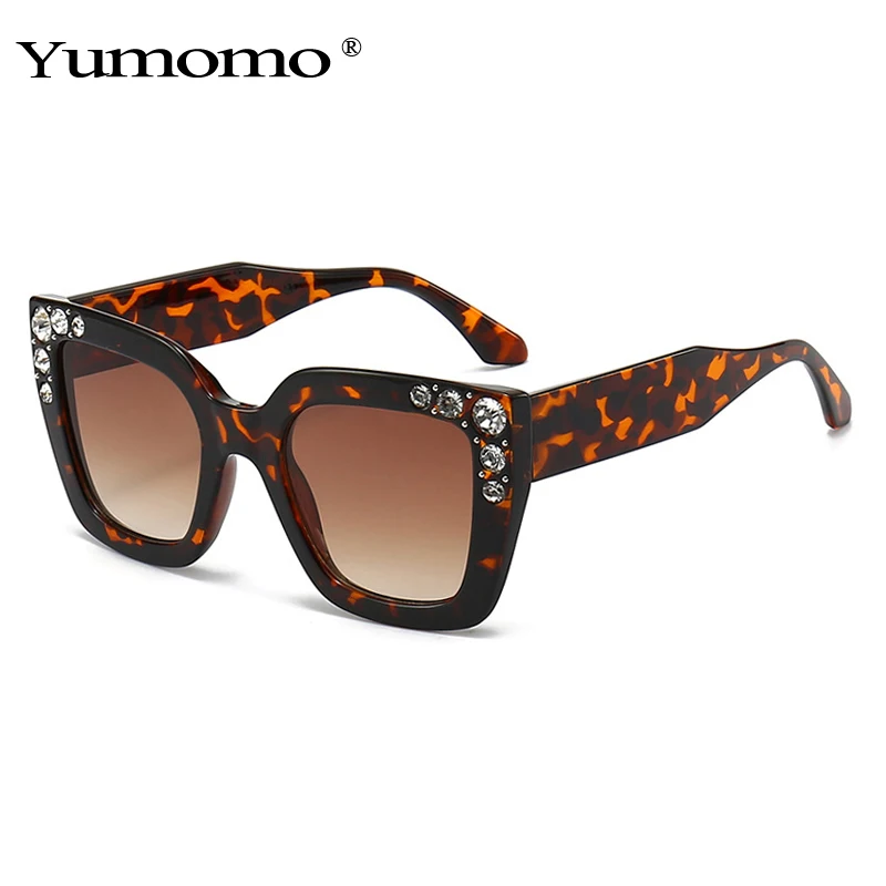 New Cat Eye Rhinestones Fashion Women Oversize Sunglasses Gradient Plastic Brand Designer Female Sun Glasses UV400
New Cat Eye Rhinestones Fashion Women Oversize Sunglasses Gradient Plastic Brand Designer Female Sun Glasses UV400