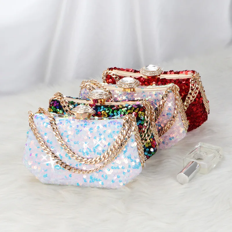 2022 New Fashion Elegant Retro Temperament Beaded Sequin Ladies Handbag Evening Bag Bridal Cheongsam Dress Party Chain Wallet
2022 New Fashion Elegant Retro Temperament Beaded Sequin Ladies Handbag Evening Bag Bridal Cheongsam Dress Party Chain Wallet
