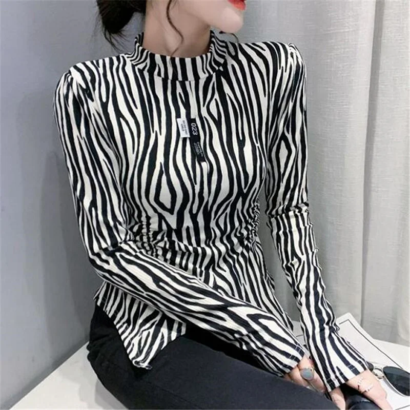Zebra Print Top Women T-shirt Pleated Irregular Top For Women Bottoming Chic Jumpper Pull Autumn Stand Collar Female Tees
Zebra Print Top Women T-shirt Pleated Irregular Top For Women Bottoming Chic Jumpper Pull Autumn Stand Collar Female Tees