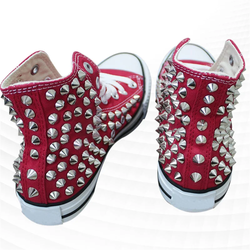 Trend new fashion rivet all red high top canvas shoes cool hip hop style board shoes niche couple shoes
Trend new fashion rivet all red high top canvas shoes cool hip hop style board shoes niche couple shoes